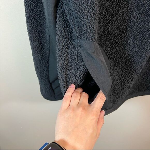 ✨ Nike Women’s Black Sherpa Fleece Mock Neck Sweatshirt Medium - Picture 6 of 13